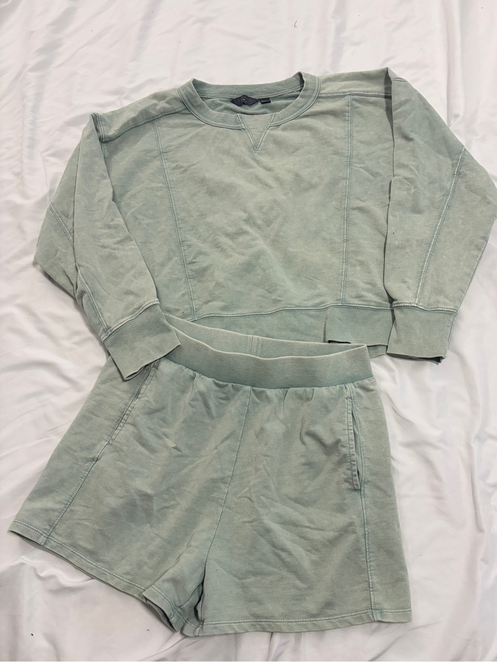 Danskin Green Short Sweatshirt Set XS